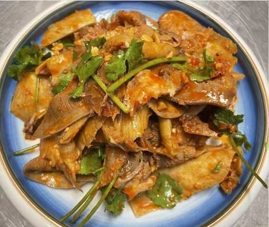 Beef Slices and Tripes 夫妻肺片